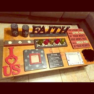 Red & Black Home Decor